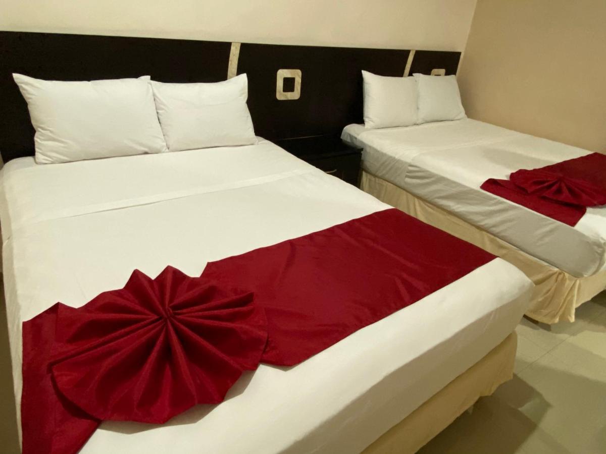 Suites La Roca By R&T Κανκούν Εξωτερικό φωτογραφία
