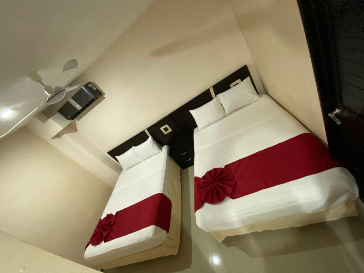 Suites La Roca By R&T Κανκούν Εξωτερικό φωτογραφία