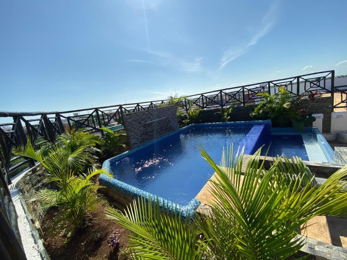 Suites La Roca By R&T Κανκούν Εξωτερικό φωτογραφία