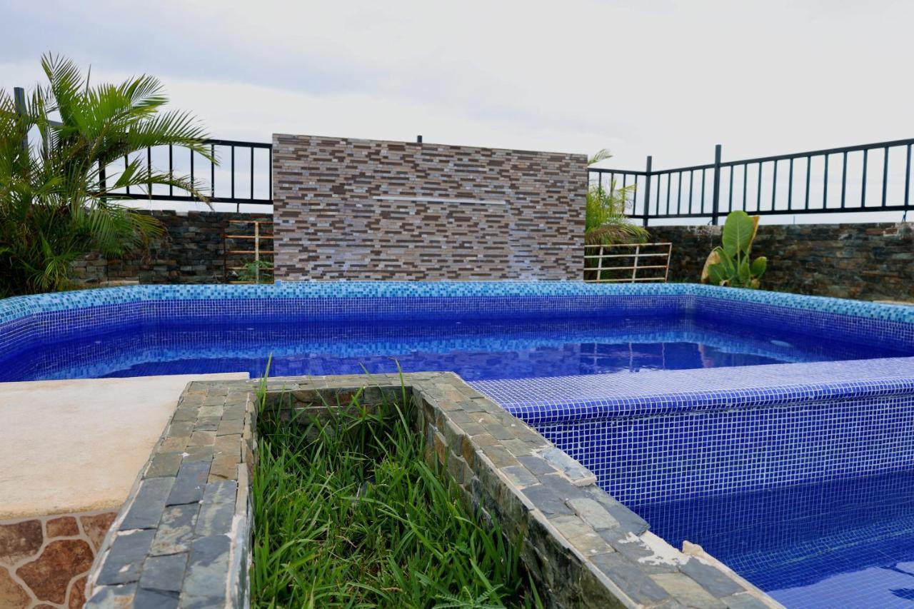 Suites La Roca By R&T Κανκούν Εξωτερικό φωτογραφία