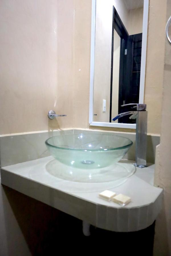 Suites La Roca By R&T Κανκούν Εξωτερικό φωτογραφία