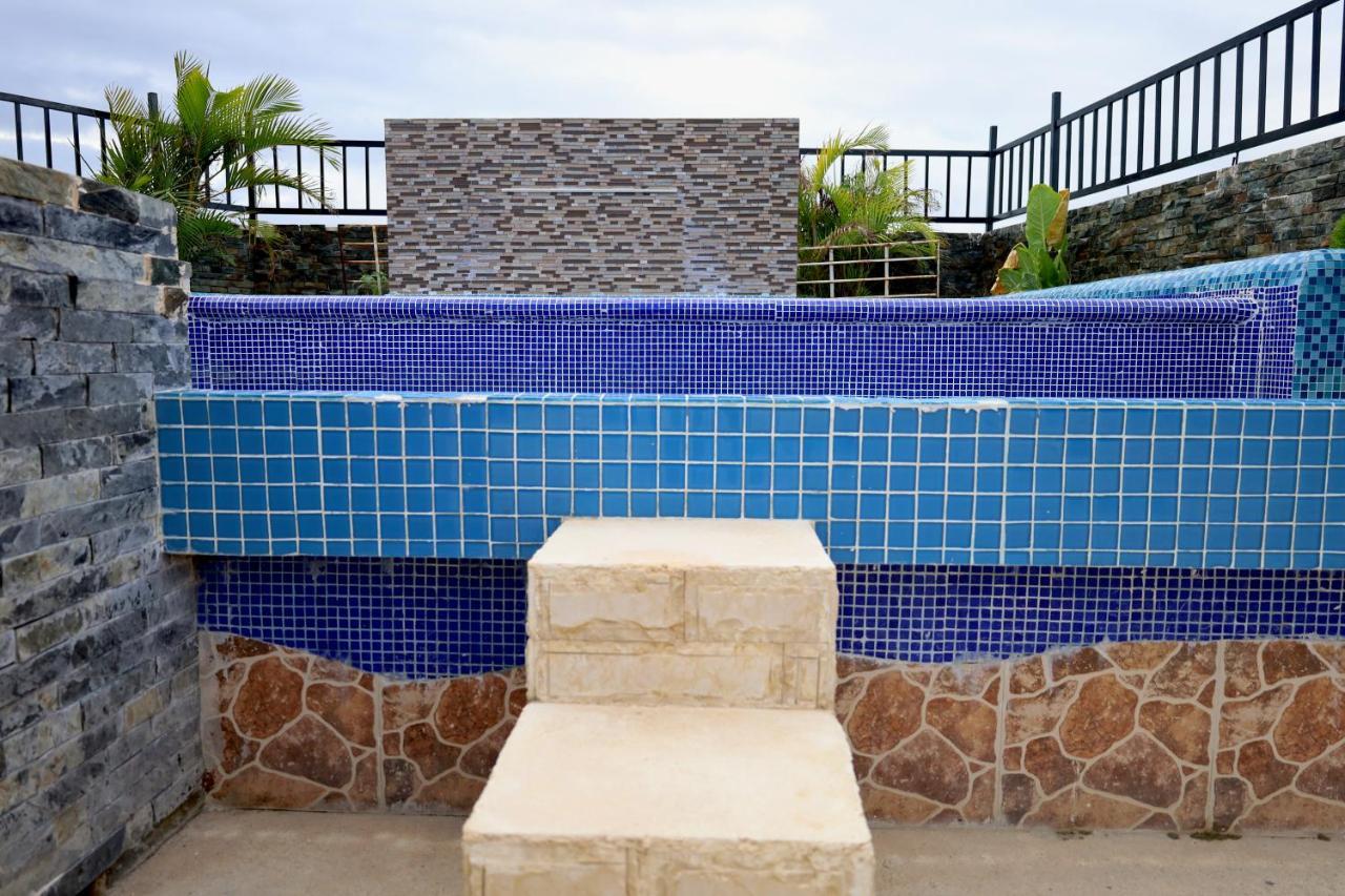 Suites La Roca By R&T Κανκούν Εξωτερικό φωτογραφία